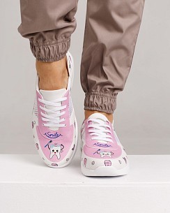 Взуття медичне кросівки з відкритою п'ятою Teeth Pink Air підошва